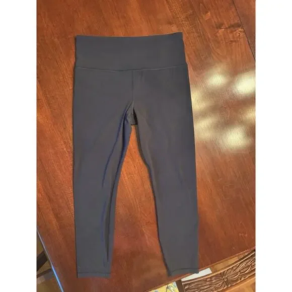 ATHLETA Ultra High Rise Elation 7/8 Legging M Medium | Black tight #599750 - Picture 14 of 15
